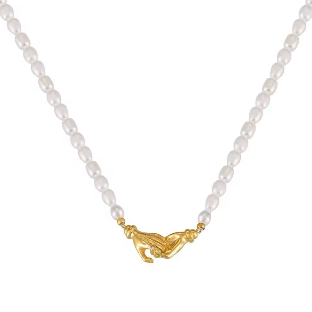 “Hold my Hand” Pearl Necklace Stainless Steel
